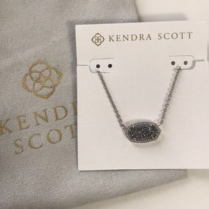 Kendra Scott pendant necklace